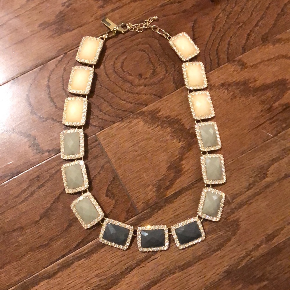 Gold jewels necklace